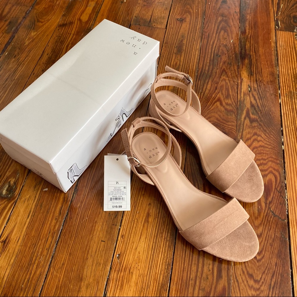 Target Winona Sandals NWT